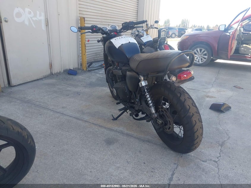 2017 Triumph motorcycle Bonneville VIN SMTD10GN7HT803173 IAAI salvage auction — FRONT END, Salvage (California), sold $550 on 2026-07-14 (photo 3)