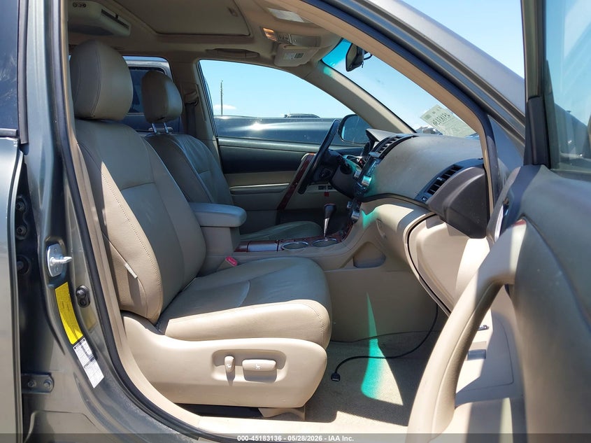 2008 Toyota Highlander VIN JTEES42A582039904 IAAI salvage auction — FRONT & REAR, Salvage (Texas), sold $1,250 on 2026-07-23 (photo 5)