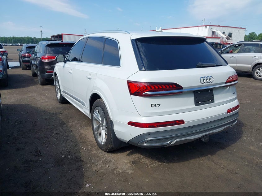 2021 Audi Q7 VIN WA1LXAF72MD011884 IAAI salvage auction — RIGHT FRONT, Salvage Title, sold $17,000 on 2026-07-29 (photo 3)
