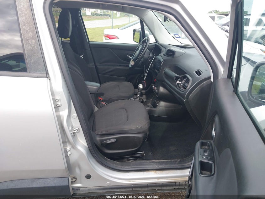 2017 Jeep Renegade VIN ZACCJABH9HPF32520 IAAI salvage auction — HAIL, Original (Texas), sold $3,500 on 2026-07-28 (photo 5)