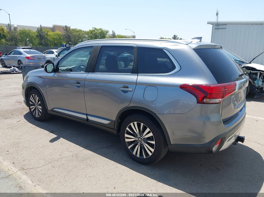 2019 Mitsubishi Outlander VIN JA4JZ4AXXKZ013814 IAAI salvage auction — REAR END, Salvage (California), sold $3,050 on 2026-07-27 (photo 3)