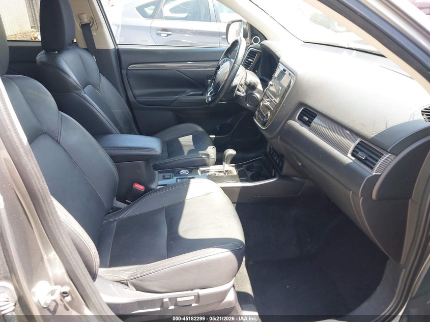 2019 Mitsubishi Outlander VIN JA4JZ4AXXKZ013814 IAAI salvage auction — REAR END, Salvage (California), sold $3,050 on 2026-07-27 (photo 5)