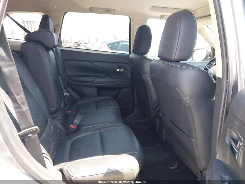 2019 Mitsubishi Outlander VIN JA4JZ4AXXKZ013814 IAAI salvage auction — REAR END, Salvage (California), sold $3,050 on 2026-07-27 (photo 8)