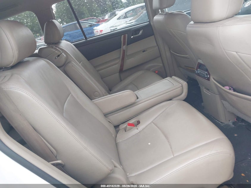 2013 Toyota Highlander VIN 5TDDK3EH3DS209344 IAAI salvage auction — HAIL, Clear (Missouri), sold $4,825 on 2026-07-06 (photo 8)