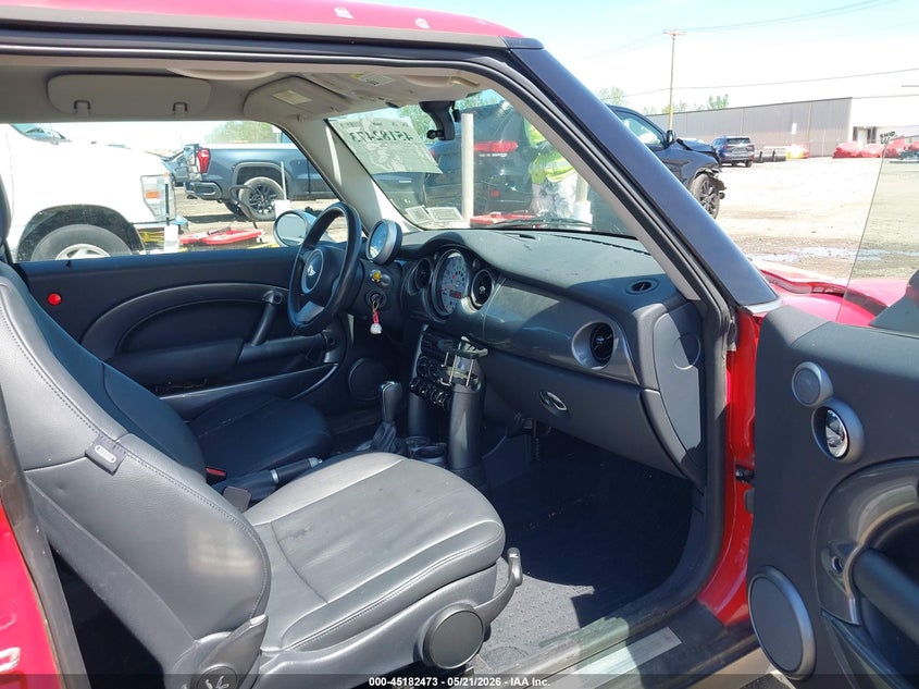 2006 Mini Cooper VIN WMWRC33516TK17889 IAAI salvage auction — RIGHT FRONT, Mv-907A (New York), sold $350 on 2026-07-08 (photo 5)