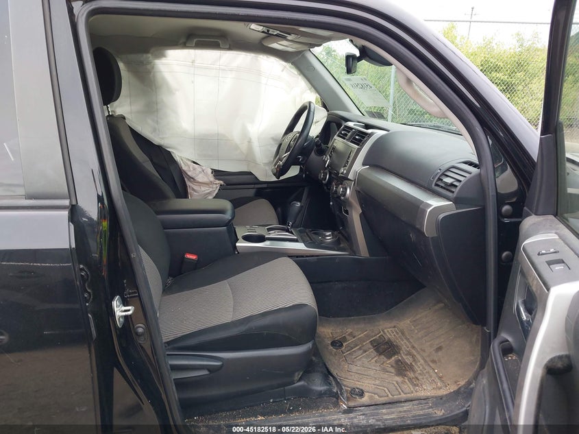 2022 Toyota 4runner VIN JTEMU5JRXN6004461 IAAI salvage auction — SIDE, Salvage (Pennsylvania), sold $10,100 on 2026-07-28 (photo 5)