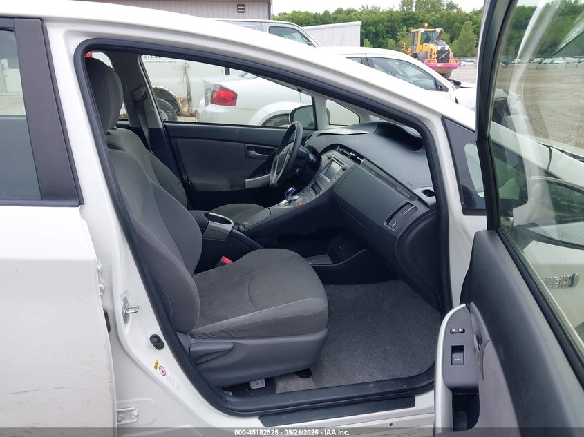 2012 Toyota Prius VIN JTDKN3DP7C3007257 IAAI salvage auction — FRONT END, Salvage (Ohio), sold $3,850 on 2026-07-17 (photo 5)