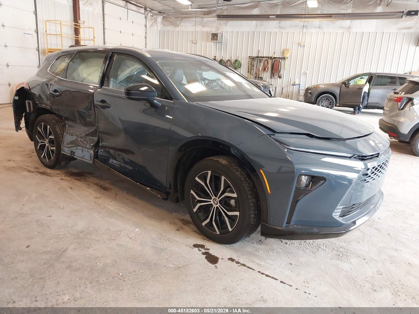 2025 Toyota Crown signia VIN JTDACAAJ7S3028209 — IAAI salvage auction photo