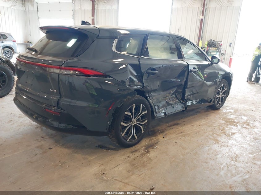 2025 Toyota Crown signia VIN JTDACAAJ7S3028209 IAAI salvage auction — RIGHT SIDE, Salvage (Michigan), sold $15,175 on 2026-07-14 (photo 4)