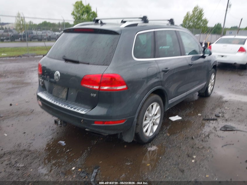 2014 Volkswagen Touareg VIN WVGEF9BP8ED007695 IAAI salvage auction — FRONT END, Salvage (Virginia), sold $825 on 2026-07-28 (photo 4)