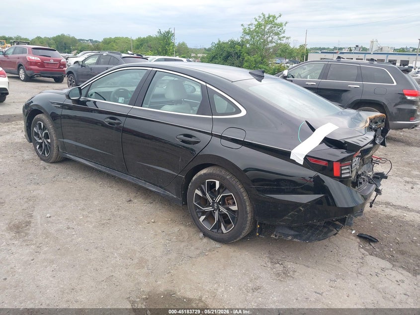 2024 Hyundai Sonata VIN KMHL64JAXRA423357 IAAI salvage auction — REAR END, Salvage (Pennsylvania), sold $8,200 on 2026-07-24 (photo 3)