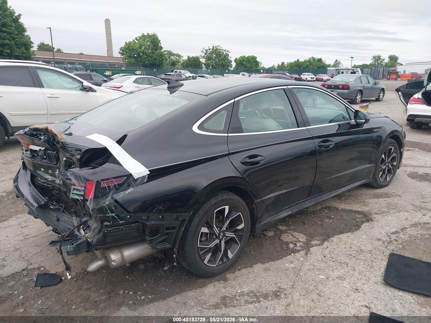 2024 Hyundai Sonata VIN KMHL64JAXRA423357 IAAI salvage auction — REAR END, Salvage (Pennsylvania), sold $8,200 on 2026-07-24 (photo 4)