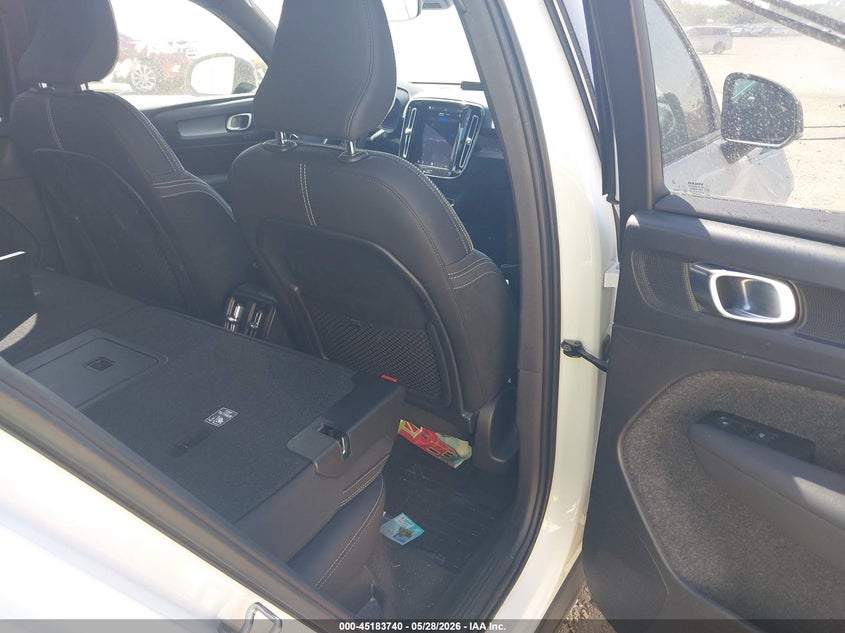 2022 Volvo Xc40 VIN YV4ED3UR0N2772138 IAAI salvage auction — FRONT END, Salvage Title, sold $5,600 on 2026-07-28 (photo 8)