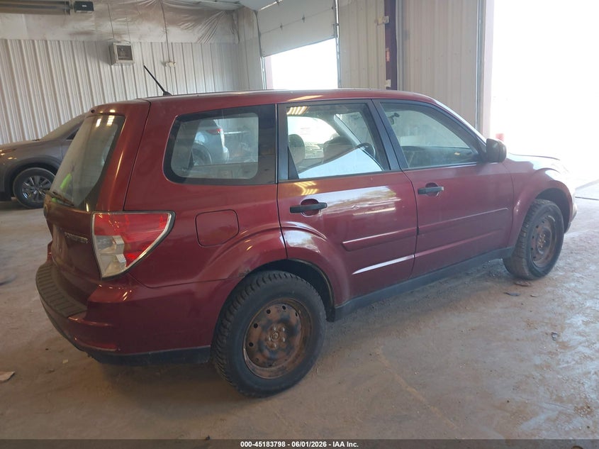 2010 Subaru Forester VIN JF2SH6AC7AH760699 IAAI salvage auction — NORMAL WEAR, Clear (Michigan), sold $375 on 2026-07-28 (photo 4)