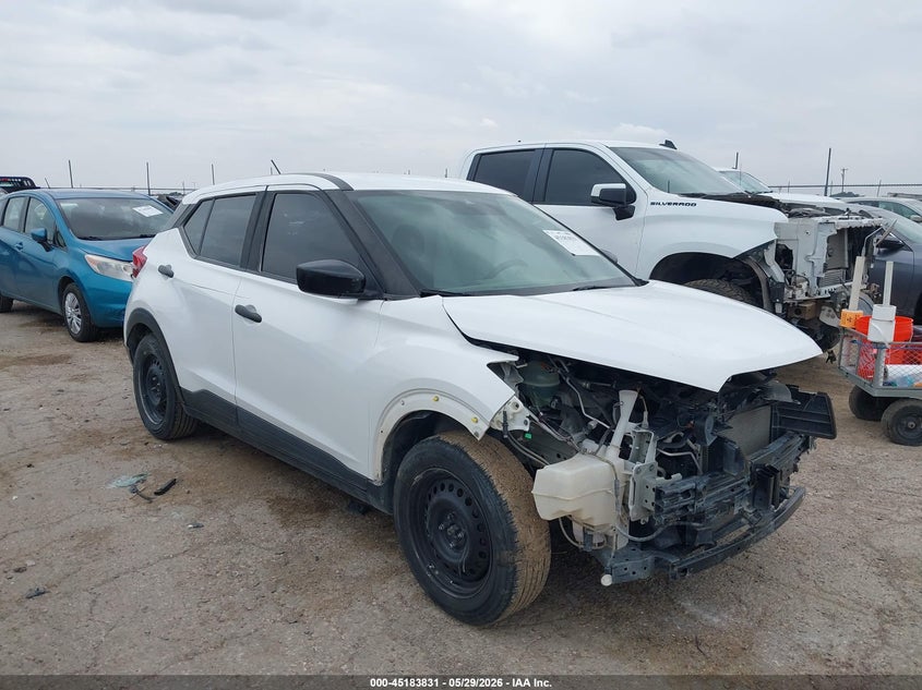 2020 Nissan Kicks VIN 3N1CP5BV9LL494707 IAAI salvage auction — FRONT & REAR, Salvage Title, sold $1,750 on 2026-07-28 (photo 1)