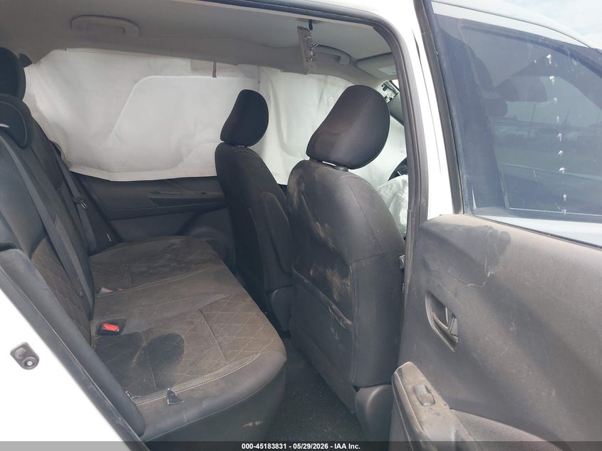2020 Nissan Kicks VIN 3N1CP5BV9LL494707 IAAI salvage auction — FRONT & REAR, Salvage Title, sold $575 on 2026-07-28 (photo 8)