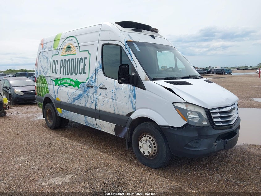 2017 Freightliner Sprinter VIN WDYPF0CD4HP386537 — IAAI salvage auction photo