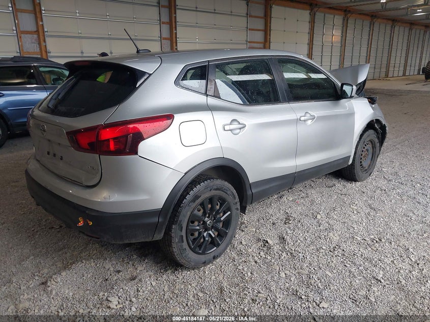 2019 Nissan VIN JN1BJ1CR2KW337391 IAAI salvage auction — FRONT & REAR, Salvage (Pennsylvania), sold $900 on 2026-07-15 (photo 4)