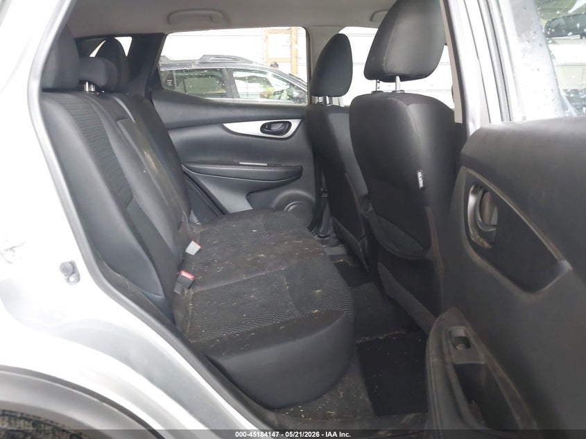 2019 Nissan VIN JN1BJ1CR2KW337391 IAAI salvage auction — FRONT & REAR, Salvage (Pennsylvania), sold $900 on 2026-07-15 (photo 8)