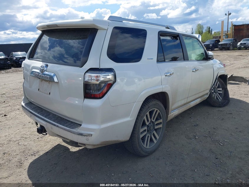 2021 Toyota 4runner VIN JTEKU5JR7M5869500 IAAI salvage auction — RIGHT FRONT, Salvage Title, sold $7,600 on 2026-07-17 (photo 4)