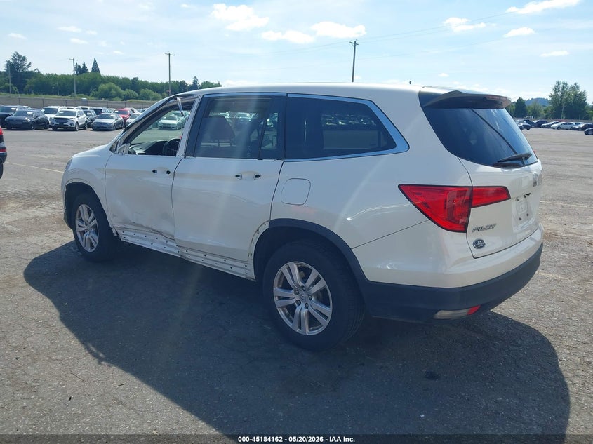 2017 Honda Pilot VIN 5FNYF6H15HB079230 IAAI salvage auction — LEFT SIDE, Salvage (Oregon), sold $5,550 on 2026-07-09 (photo 3)