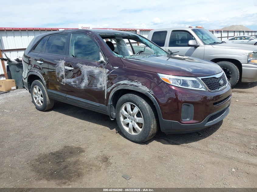 2014 Kia Sorento VIN 5XYKT3A64EG452037 IAAI salvage auction — SIDE, Bill Of Sale (Washington), sold $1,350 on 2026-07-14 (photo 1)