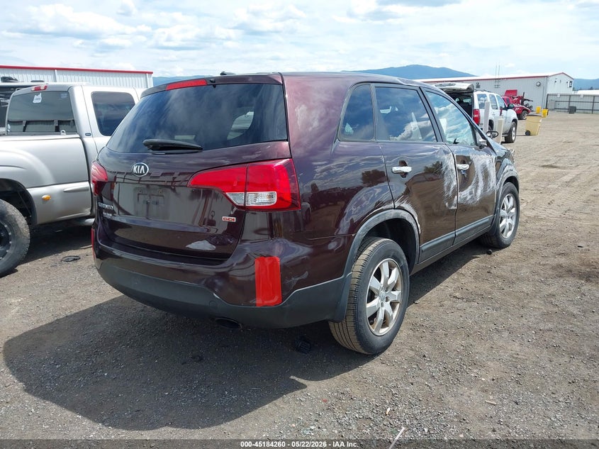 2014 Kia Sorento VIN 5XYKT3A64EG452037 IAAI salvage auction — SIDE, Bill Of Sale (Washington), sold $1,350 on 2026-07-14 (photo 4)