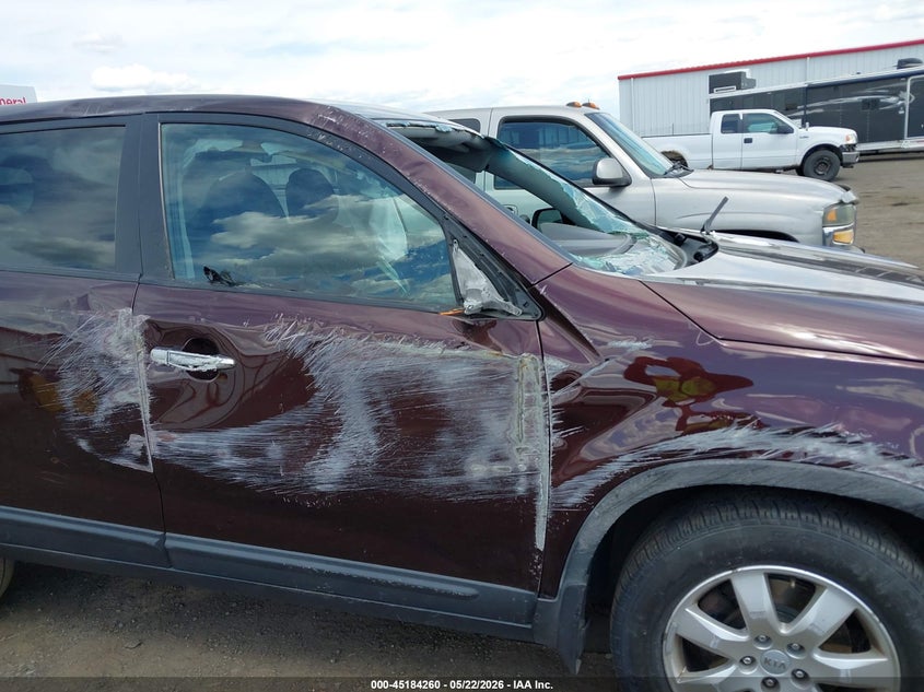 2014 Kia Sorento VIN 5XYKT3A64EG452037 IAAI salvage auction — SIDE, Bill Of Sale (Washington), sold $1,350 on 2026-07-14 (photo 6)