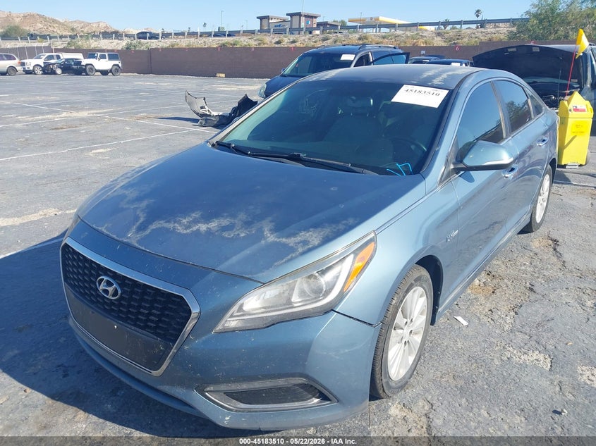 2016 Hyundai Sonata VIN KMHE24L18GA035476 IAAI salvage auction — FRONT END, Clear - Dealer Only (California), sold $600 on 2026-07-08 (photo 2)