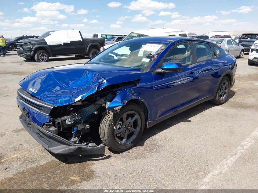 2025 Kia K4 VIN 3KPFT4DE3SE034443 IAAI salvage auction — LEFT FRONT, Salvage Title, sold $7,500 on 2026-08-19 (photo 2)