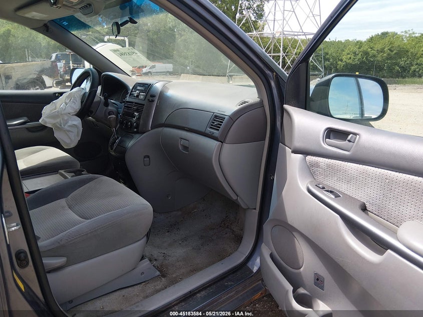 2008 Toyota Sienna VIN 5TDZK23C48S160667 IAAI salvage auction — FRONT END, Clear (Indiana), sold $750 on 2026-07-08 (photo 5)