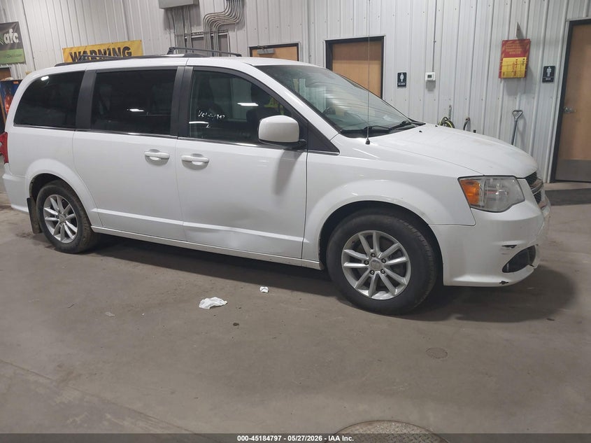 2019 Dodge Caravan VIN 2C4RDGCG1KR596077 IAAI salvage auction — RIGHT FRONT, Salvage Title, sold $2,300 on 2026-07-05 (photo 1)