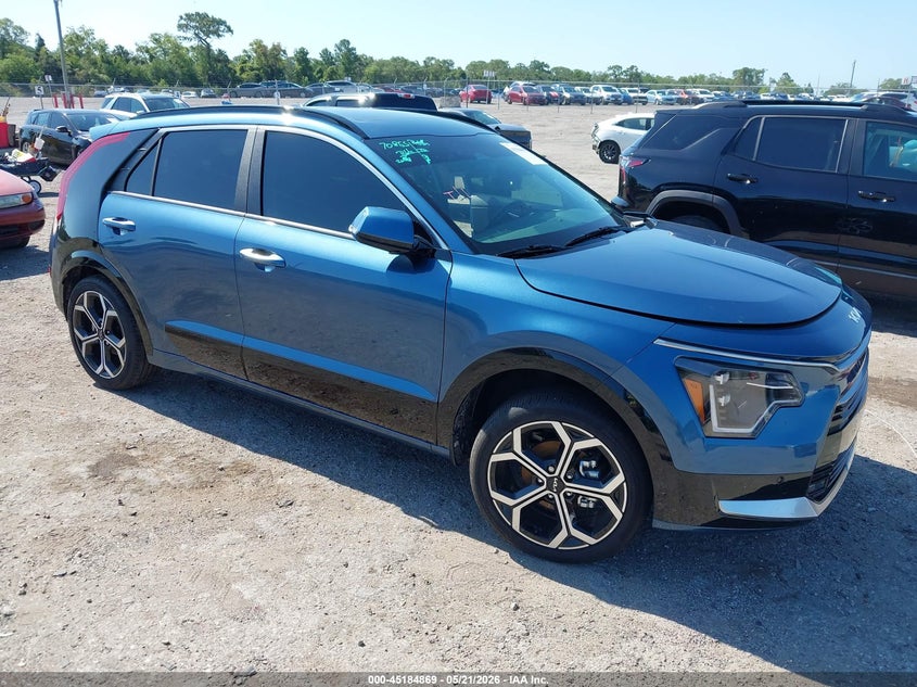 2025 Kia Niro VIN KNDCT3LE3S5249184 IAAI salvage auction — LEFT FRONT, Rebuildable (Florida), sold $10,500 on 2026-07-09 (photo 1)