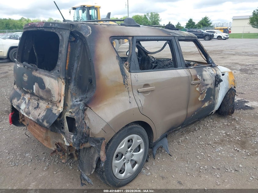 2014 Kia Soul VIN KNDJN2A25E7031812 IAAI salvage auction — TOTAL BURN, Salvage Title, sold $25 on 2026-07-28 (photo 4)
