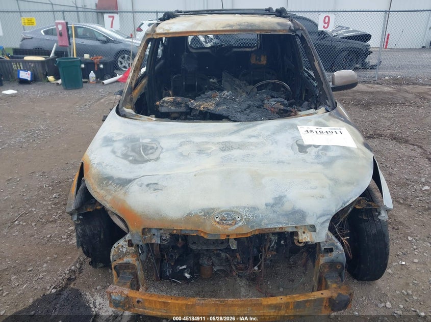 2014 Kia Soul VIN KNDJN2A25E7031812 IAAI salvage auction — TOTAL BURN, Salvage Title, sold $25 on 2026-07-28 (photo 6)