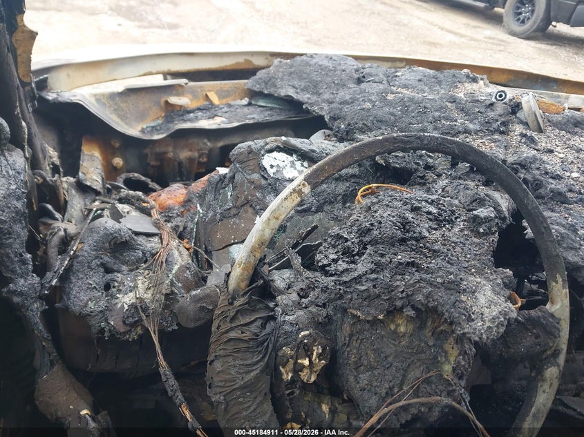2014 Kia Soul VIN KNDJN2A25E7031812 IAAI salvage auction — TOTAL BURN, Salvage Title, sold $25 on 2026-07-28 (photo 7)