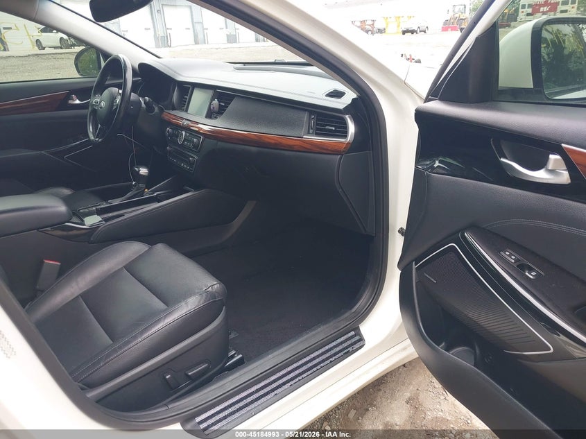 2018 Kia Cadenza VIN KNALC4J1XJ5124796 IAAI salvage auction — LEFT SIDE, Clear (Indiana), sold $4,250 on 2026-07-15 (photo 5)
