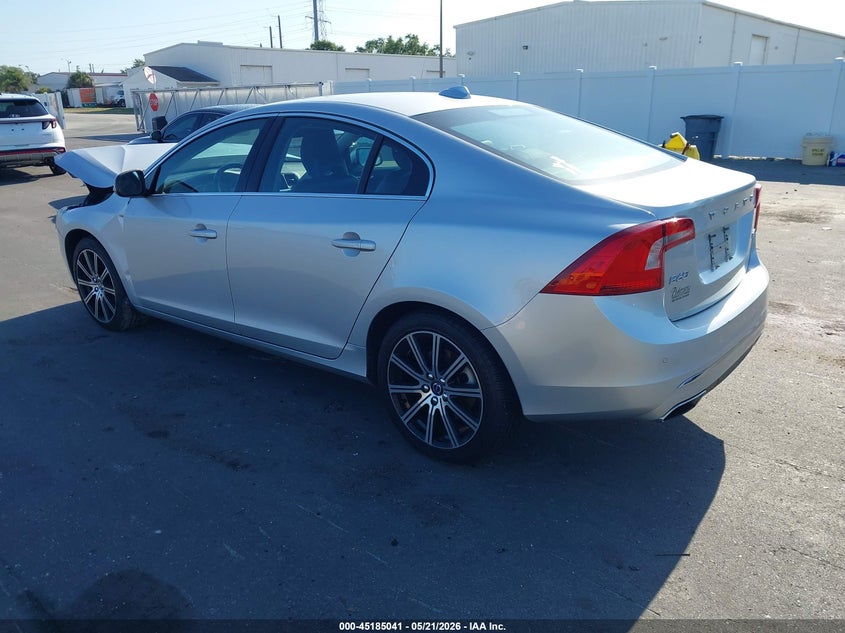 2017 Volvo VIN LYV402TKXHB126620 IAAI salvage auction — FRONT END, Rebuildable (Florida), sold $1,875 on 2026-07-13 (photo 3)