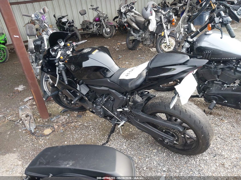 2025 Yamaha Yzf VIN JYARM38E5SA015549 IAAI salvage auction — FRONT END, Salvage (Indiana), sold $1,300 on 2026-07-21 (photo 3)