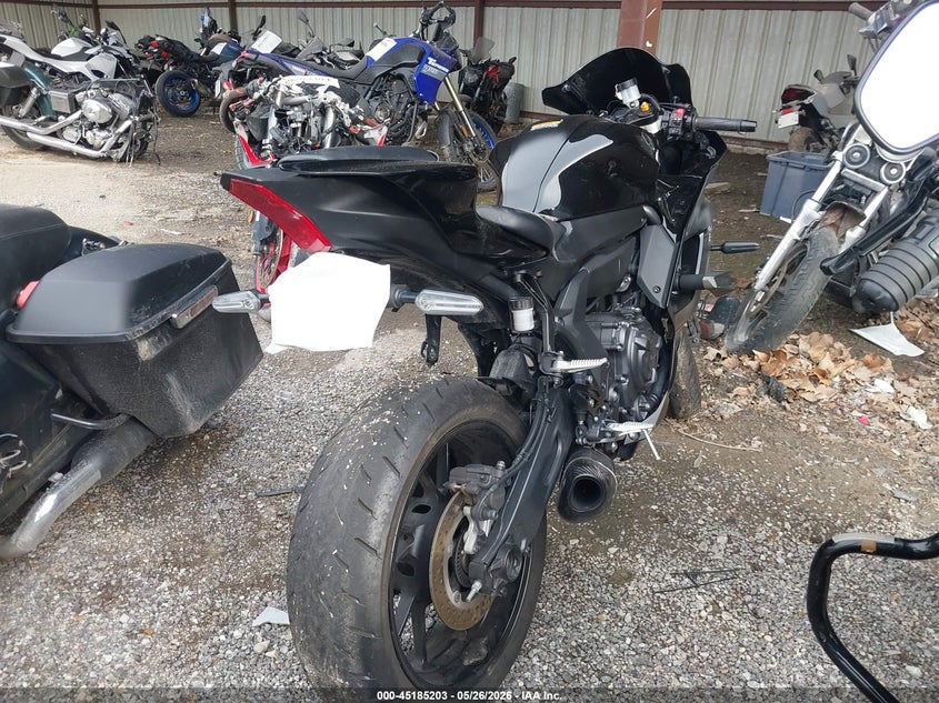 2025 Yamaha Yzf VIN JYARM38E5SA015549 IAAI salvage auction — FRONT END, Salvage (Indiana), sold $1,300 on 2026-07-21 (photo 4)