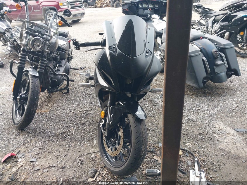 2025 Yamaha Yzf VIN JYARM38E5SA015549 IAAI salvage auction — FRONT END, Salvage (Indiana), sold $1,300 on 2026-07-21 (photo 5)
