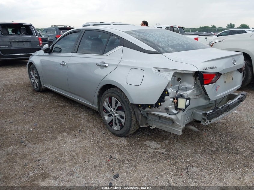 2023 Nissan Altima VIN 1N4BL4BV2PN410639 IAAI salvage auction — REAR END, Salvage Title, sold $6,950 on 2026-07-28 (photo 3)