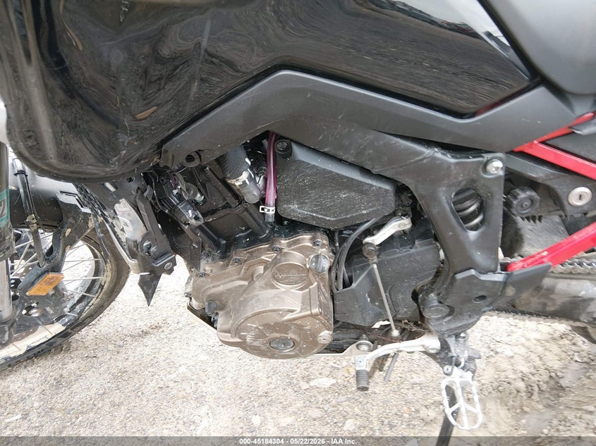 2025 Honda Crf VIN JH2SD1511SK100143 IAAI salvage auction — FRONT END, Salvage (Pennsylvania), sold $5,200 on 2026-07-07 (photo 9)