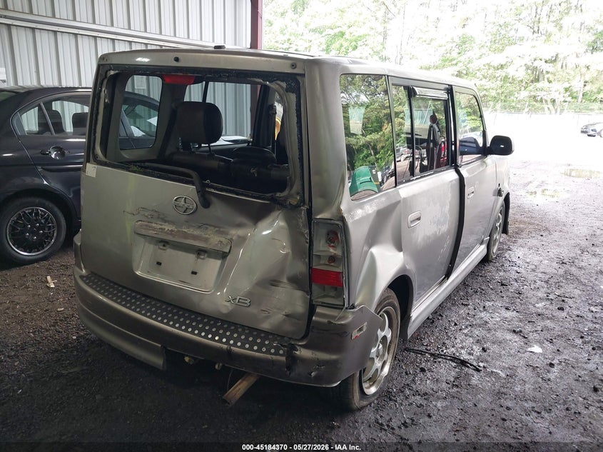 2005 Scion Xb VIN JTLKT324950174548 IAAI salvage auction — REAR END, Clear (Virginia), sold $275 on 2026-07-09 (photo 4)