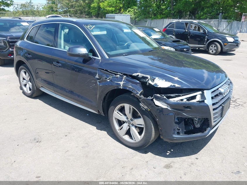 2019 Audi Q5 VIN WA1BNAFY7K2064079 IAAI salvage auction — FRONT END, Salvage Title, sold $7,600 on 2026-07-14 (photo 1)