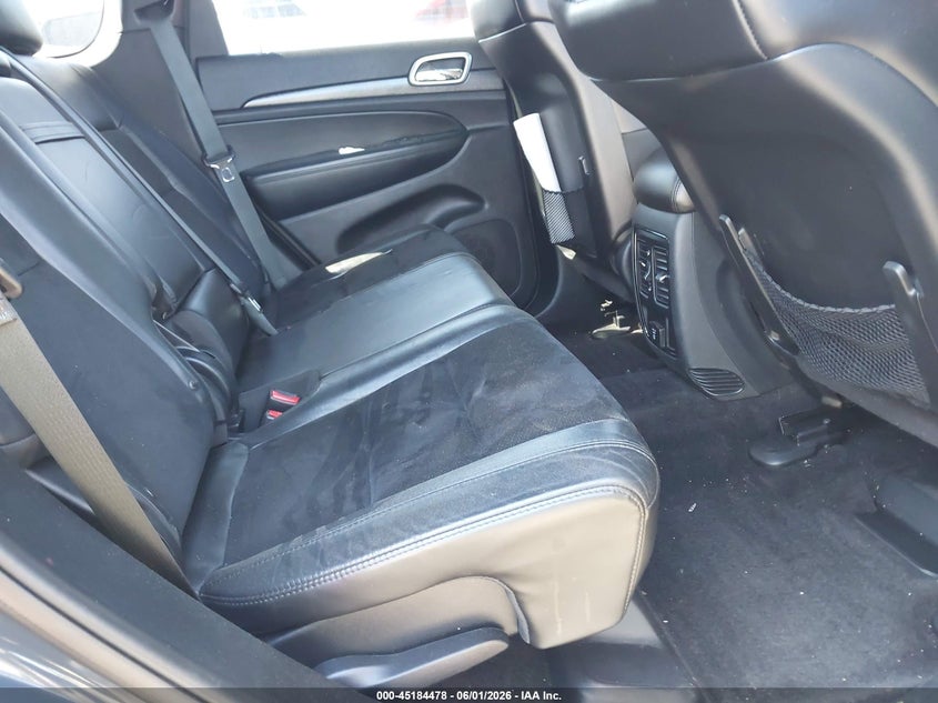 2018 Jeep Grand cherokee VIN 1C4RJFAG1JC421194 IAAI salvage auction — SIDE, Salvage Title, sold $3,600 on 2026-10-05 (photo 8)