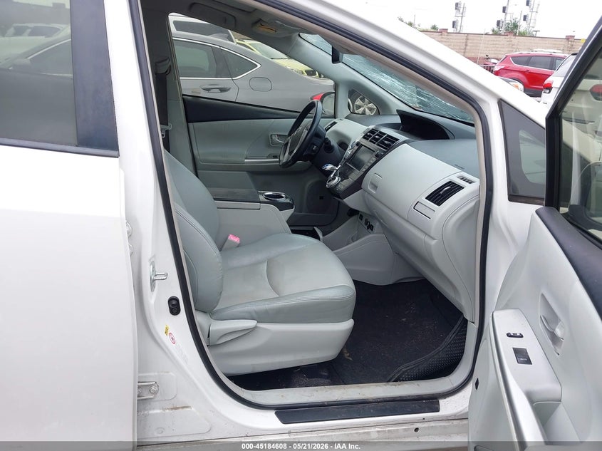 2013 Toyota Prius v VIN JTDZN3EU2D3255498 IAAI salvage auction — HAIL, Clear (Missouri), sold $3,650 on 2026-07-13 (photo 5)