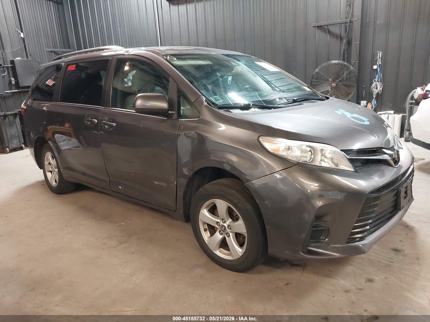 2020 Toyota Sienna VIN 5TDKZ3DC4LS087102 IAAI salvage auction — REAR END, Salvage Title, sold $3,900 on 2026-07-28 (photo 1)