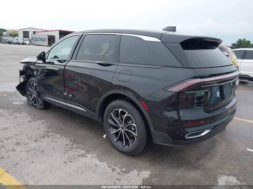 2026 Lincoln Nautilus VIN 5LMPJ8JA6TJ042018 IAAI salvage auction — LEFT FRONT, Salvage Title, sold $15,700 on 2026-07-30 (photo 3)
