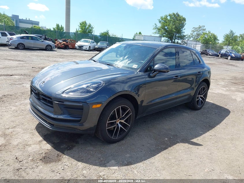2023 Porsche Macan VIN WP1AA2A55PLB08791 IAAI salvage auction — RIGHT SIDE, Salvage Title, sold $25,500 on 2026-07-16 (photo 2)